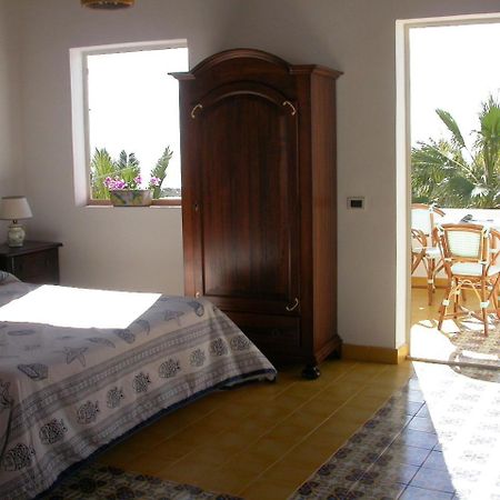 Hotel Macondo Lampedusa Exterior photo